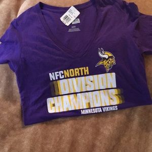 NWT NFC North minnesota vikings shirt women’s med